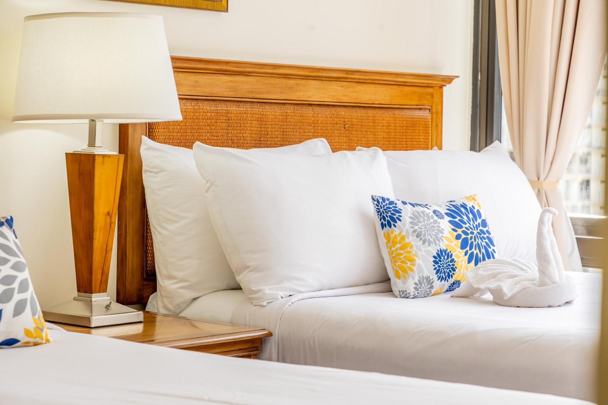 Cozy & Diamond Head View At Waikiki With Parking